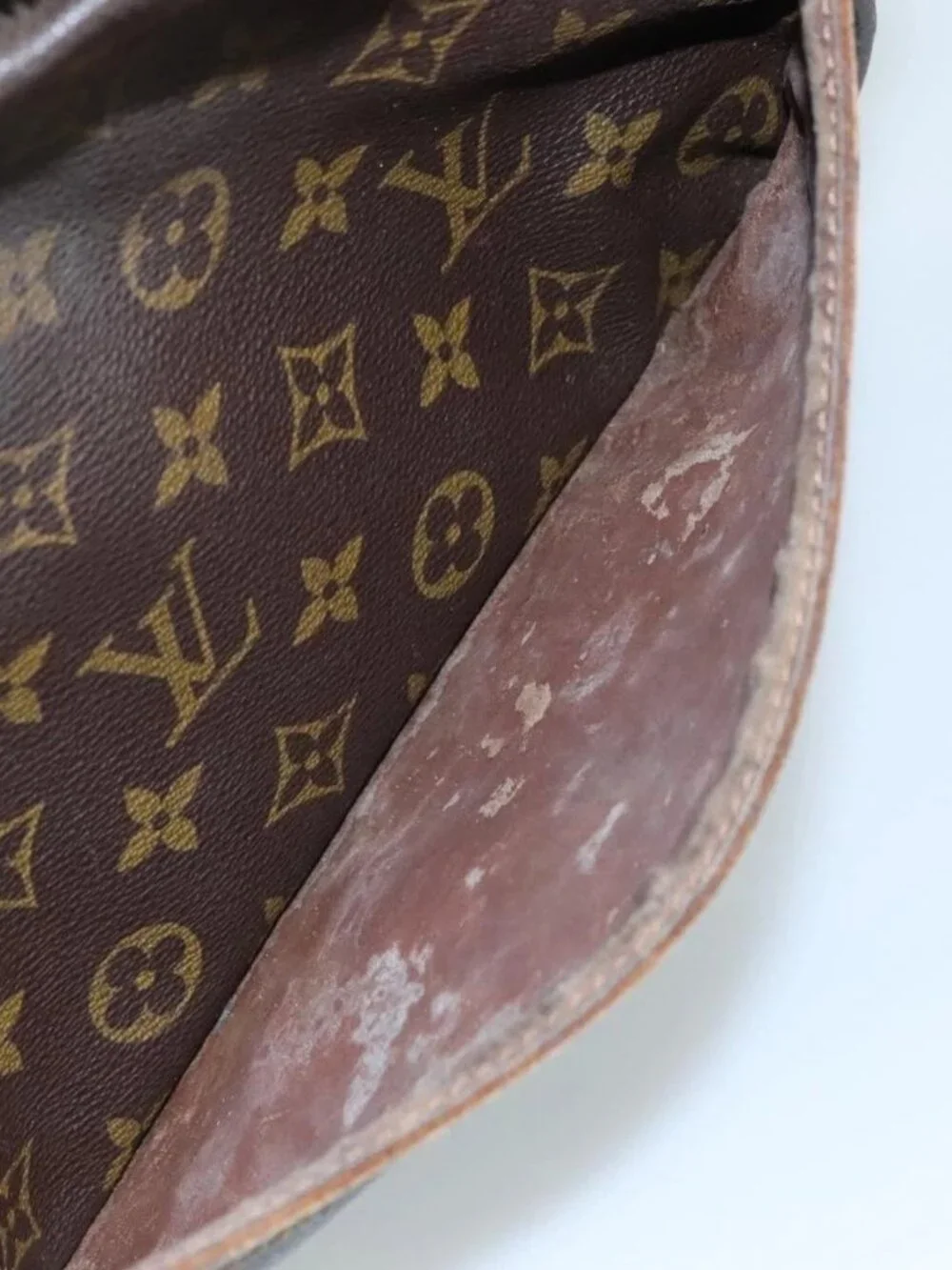 Louis Vuitton brand	louis vuitton